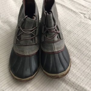 Sorel out n about waterproof boots-run small